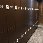 大阪心齋橋膠囊酒店 a-STYLE Shinsaibashi 適合獨遊、窮遊女生入住，行李箱可存在個人行李儲存櫃內