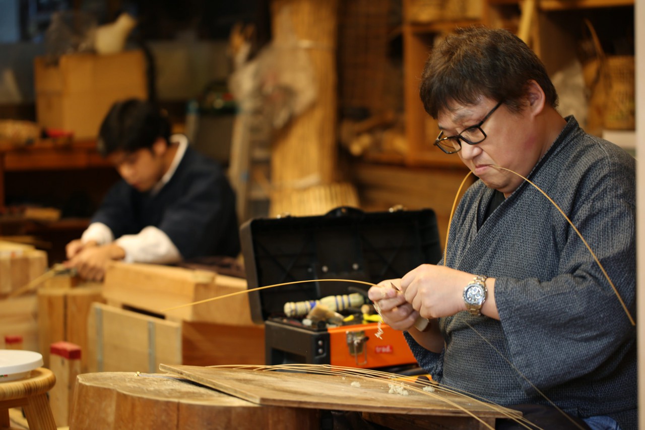 匠人們手工製作竹藝品｜有馬溫泉必買有馬籠くつわ總店 有馬溫泉一泊二食行程 有馬溫泉必去景點懶人包