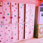 粉紅儲物櫃 粉紅洗手間 深圳好去處 深圳Uniform Cafe 深圳網紅Cafe 深圳校服Cafe 深圳Produce101校服Cafe 深圳手打卡Cafe