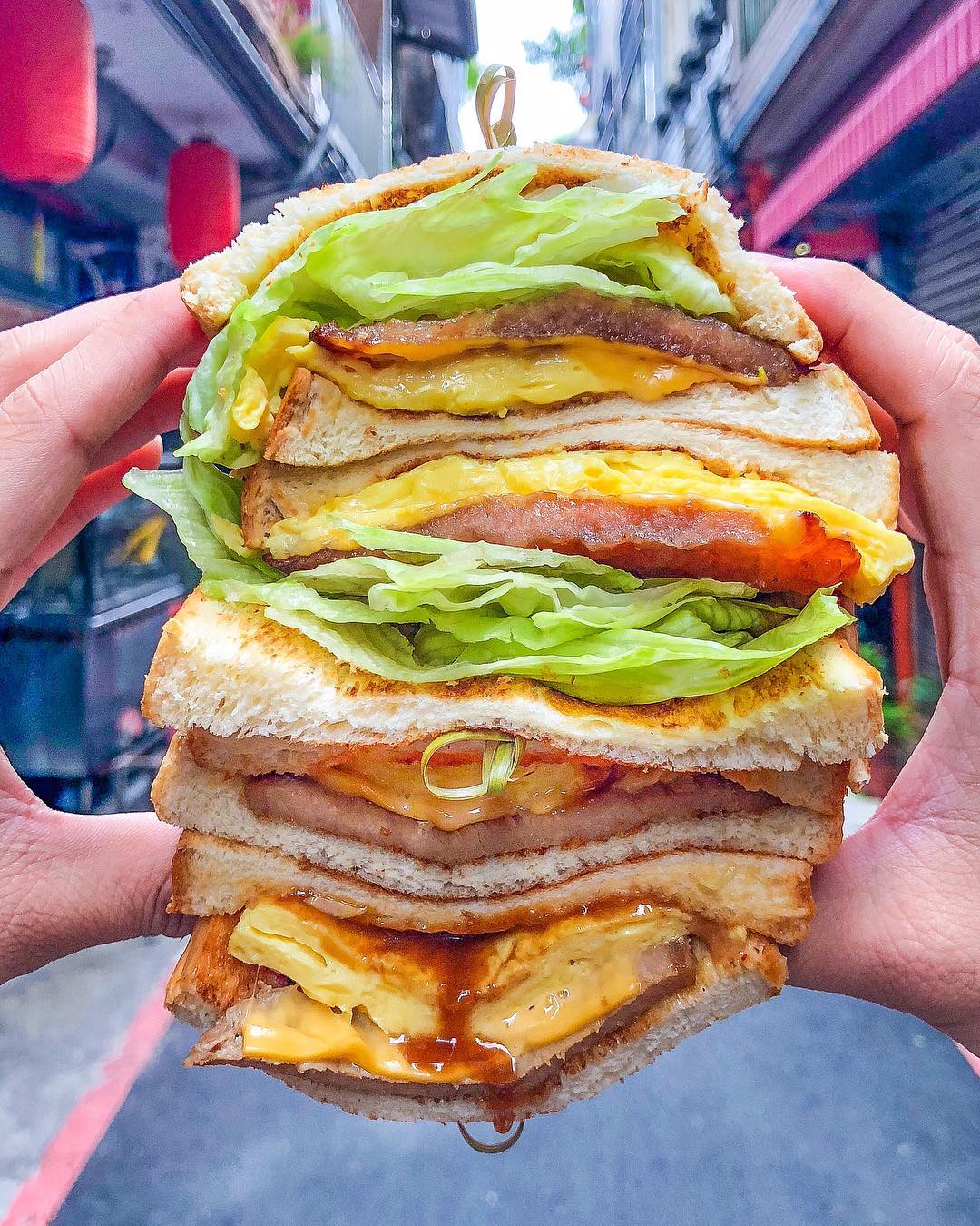 就愛豐盛號 炭烤土司/紅茶牛奶｜台灣 Taiwan台灣早餐 台灣美食 台灣打卡 台灣古早味 台灣必去 台灣必到 台灣必食 台灣必吃 台北 Taipei台北早餐 台北美食 台北打卡 台北古早味 台北必去 台北必到 台北必食 台北必吃 松山區美食 中正區美食 萬華區美食 士林區美食 大同區美食 信義區美食 中山區美食 松山區早餐 中正區早餐 萬華區早餐 士林區早餐 大同區早餐 信義區早餐 中山區早餐阜杭豆漿 金峰魯肉飯 陳家涼麵 金花碳烤吐司專賣 豐盛號 就愛豐盛號 屋莎鬆餅屋 滿樂鐵板吐司 鼎元豆漿 真芳 早澤 良粟商號 芋頭 芝士 鬆餅 半熟蛋 抺茶 芋頭控 芝士控 鬆餅控 半熟蛋控 抺茶控 台灣碳烤吐司 台北碳烤吐司 豐盛號晴光 豐盛號官網 豐盛號雙城 豐盛號中山 豐盛號菜單2018 豐盛號雙城店 豐盛號2018 豐盛號雙城街 豐盛號韓國 豐盛號晴光市場