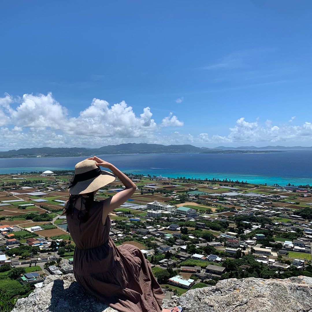 城山 伊江島Tatchu 伊江島タッチュー 沖繩伊江島 沖繩 伊江島 伊江島 伊江村 沖繩伊江村 沖繩 伊江村 沖繩離島 沖繩跳島 沖繩跳島遊 沖繩不自駕 伊江島景點 伊江島 景點 伊江島必去 伊江島交通 伊江島美食 伊江島必吃 伊江島必食 伊江島 自行車 伊江島 單車 伊江島 車腳踏車 伊江島 百合祭 伊江島一日遊 伊江牛 伊江島Tatchu ACE BURGER Biziru石 Nyathiya洞 伊江海灘 伊江島城山 伊江島 城山 伊江島 浮潛 伊江島 潛水 伊江島 釣魚 伊江島 騎馬 ニャティヤ洞 千人洞 力石 伊江ビーチ 湧出展望台 沖繩賞鯨 百合公園 百合祭り 沖繩 Okinawa 沖繩必食 沖繩必吃 沖繩必到 沖繩必去 沖繩必買 沖繩必掃 沖繩自由行 沖繩行程 沖繩行程包 沖繩懶人包 沖繩好去處 沖繩景點 沖繩必到景點 沖繩必去景點 沖繩美食 沖繩交通 沖繩攻略 沖繩自由行行程 沖繩自由行行程推薦 沖繩必食2019 沖繩必吃2019 沖繩必到2019 沖繩必去2019 沖繩必買2019 沖繩必掃2019 沖繩自由行2019 沖繩行程2019 沖繩行程包2019 沖繩懶人包2019 沖繩好去處2019 沖繩景點2019 沖繩必到景點2019 沖繩必去景點2019 沖繩美食2019 沖繩交通2019 沖繩攻略2019 沖繩自由行行程2019 沖繩自由行行程推薦2019
