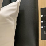 床頭燈控、USB插頭｜大阪北濱皇家花園CANVAS酒店（The Royal Park CANVAS Osaka Kitahama）大阪新酒店 大阪酒店 大阪飯店 大阪住宿 本町酒店 本町飯店 本町住宿 堺筋本町酒店 堺筋本町飯店 堺筋本町住宿