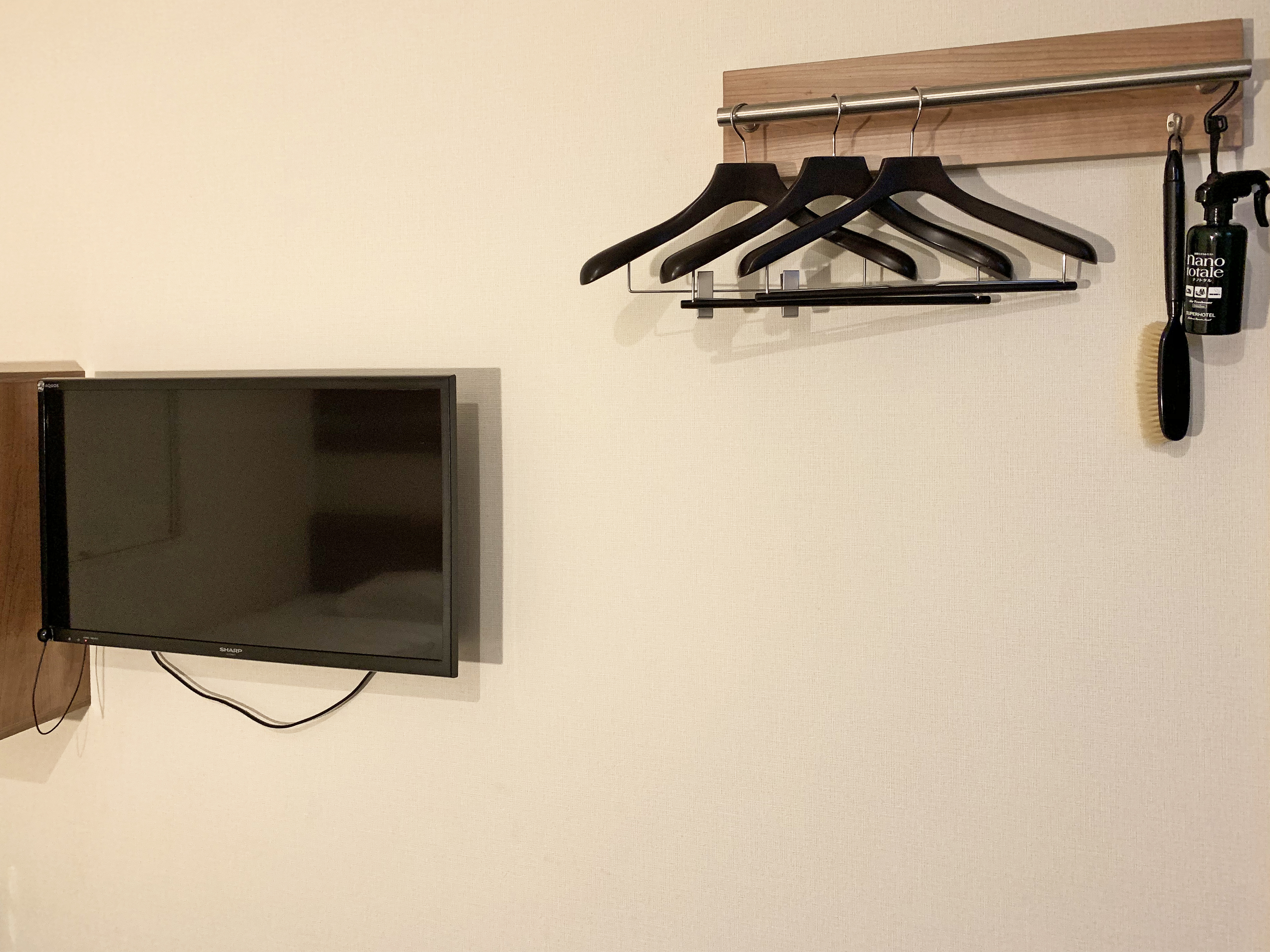 掛衣處｜難波日本橋超級酒店（Super Hotel Namba Nipponbashi）大阪新酒店 大阪酒店 大阪飯店 大阪住宿 難波町酒店 難波飯店 難波住宿 日本橋酒店 日本橋飯店 日本橋住宿 交通方便 免費早餐