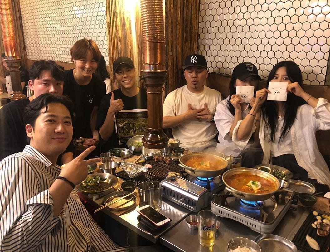 首爾 Seoul 首爾必吃 首爾必食2019 首爾必吃2019 首爾美食2019 首爾必食2020 首爾必吃2020 首爾美食2020 首爾自由行 首爾自由行2019 首爾自由行2020 loco aomg 藥水站美食 藥水站必食 藥水站燒肉 首爾燒肉 韓燒 首爾烤肉推薦 首爾燒肉推薦 首爾食堂 首爾豬 好吃食堂 首爾烤肉 豬豬食堂 烤豬皮 韓國追星景點 首爾追星景點 首爾 餐廳 金豬 首爾 烤肉 藥水站 首爾美食 首爾必食 Geumdwaeji Sikdang JIMIN 燒肉 BTS同款 EXO同款 금돼지식당 金豬肉食堂 金豬食堂 黃金豬 黃金豬 燒肉 黃金豬肉食堂 黃金豬食堂