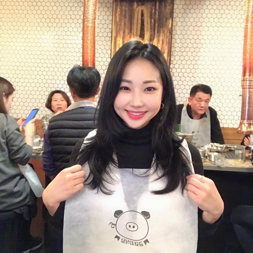 藥水站美食 藥水站必食 藥水站燒肉 首爾燒肉 韓燒 首爾烤肉推薦 首爾燒肉推薦 首爾食堂 首爾豬 好吃食堂 首爾烤肉 豬豬食堂 烤豬皮 韓國追星景點 首爾追星景點 首爾 餐廳 金豬 首爾 烤肉 藥水站 首爾美食 首爾必食 Geumdwaeji Sikdang JIMIN 燒肉 BTS同款 EXO同款 금돼지식당 金豬肉食堂 金豬食堂 黃金豬 黃金豬 燒肉 黃金豬肉食堂 黃金豬食堂